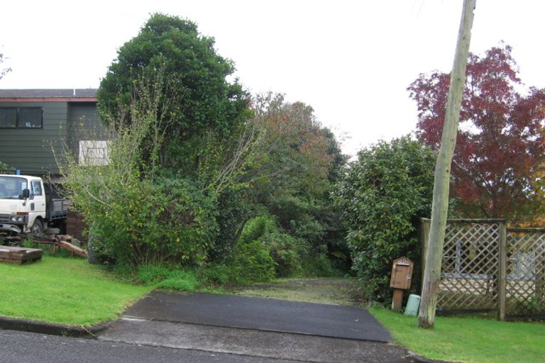 Photo of property in 10 Tui Vale Road, Shelly Park, Auckland, 2014