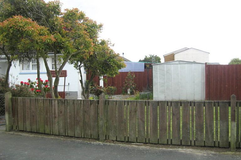 Photo of property in 1 Aldgate Street, Redwood, Christchurch, 8051