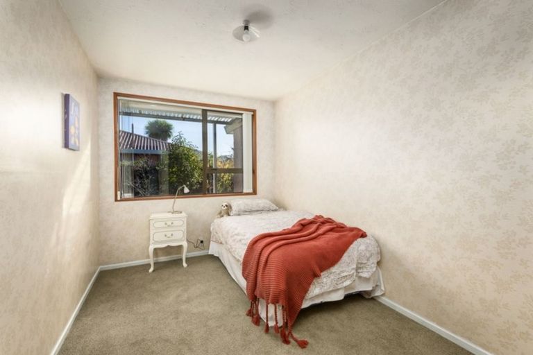 Photo of property in 2/279 Sawyers Arms Road, Bishopdale, Christchurch, 8053