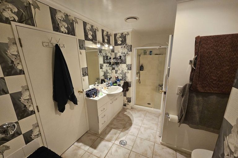 Photo of property in Tuscany Towers, 30/1 Ambrico Place, New Lynn, Auckland, 0600