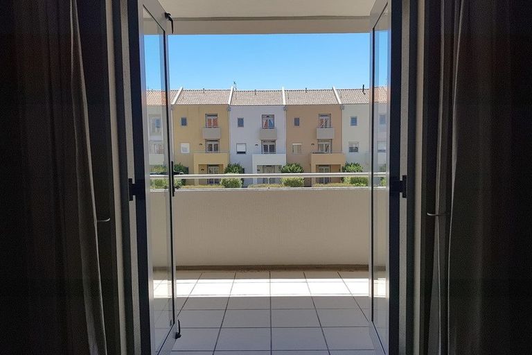 Photo of property in Marrakech Cafe, 76/305 Evans Bay Parade, Hataitai, Wellington, 6021