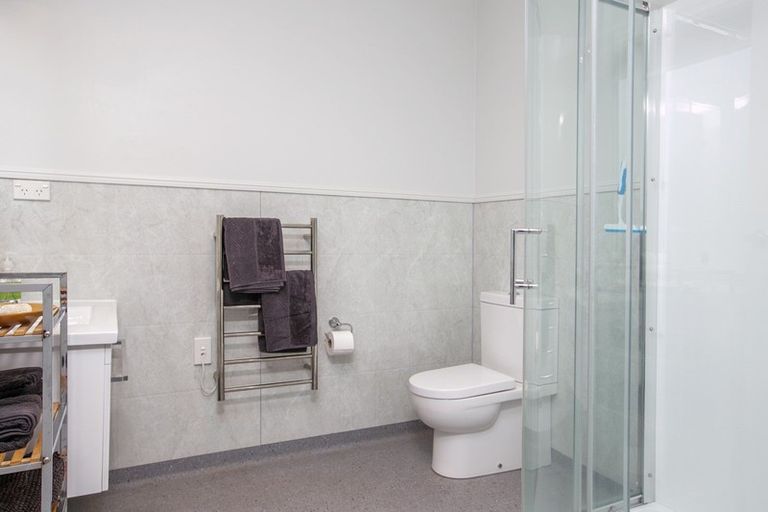 Photo of property in 8 Orchard Road, Greytown, 5712