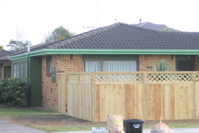 Photo of property in 2/37 Golf Road, Mount Maunganui, 3116