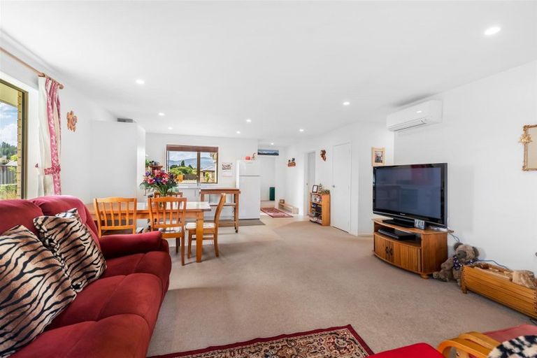 Photo of property in 3 Hebbard Court, Albert Town, Wanaka, 9305