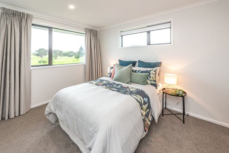 Photo of property in 31 Golf Vue Place, Castlecliff, Whanganui, 4501