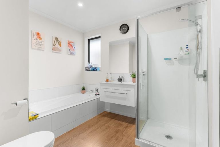 Photo of property in 24 Sholto Duncan Crescent, Halswell, Christchurch, 8025