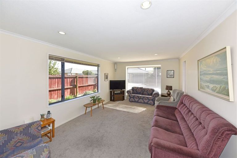 Photo of property in 1a Topham Lane, Hornby, Christchurch, 8042