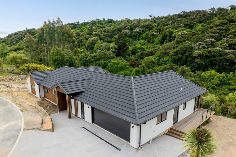Photo of property in 17 Freyberg Road, Fairfield, Dunedin, 9018