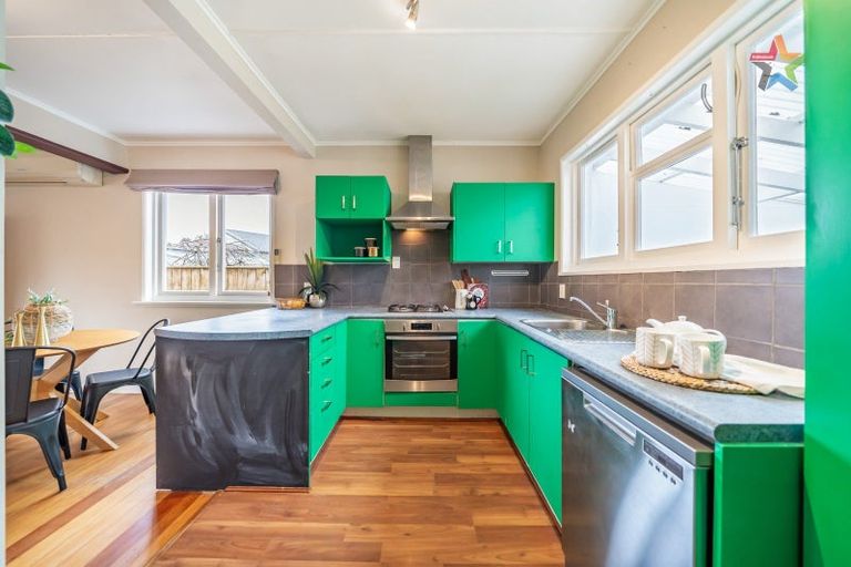 Photo of property in 1/366a Waiwhetu Road, Fairfield, Lower Hutt, 5011