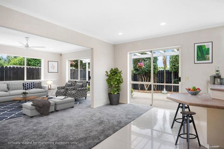 Photo of property in 2/14 Casabella Court, Northpark, Auckland, 2013