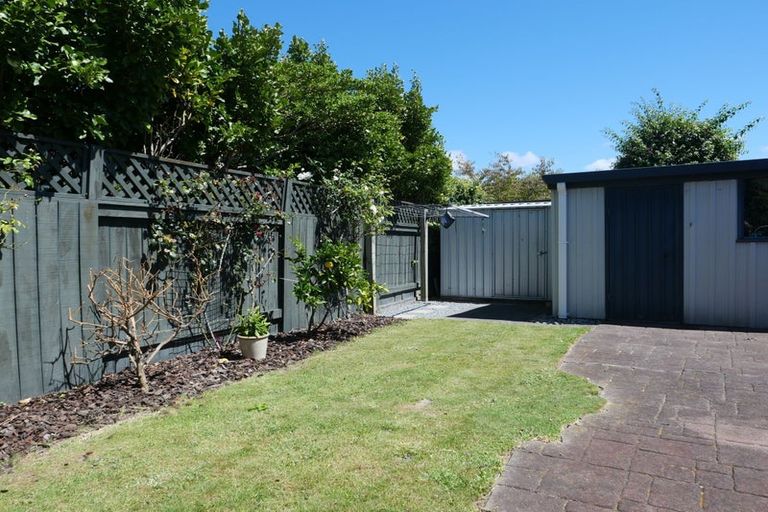 Photo of property in 25 Fairfield Avenue, Fairfield, Lower Hutt, 5011