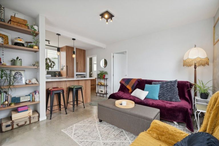 Photo of property in 11/76 Freyberg Street, Lyall Bay, Wellington, 6022