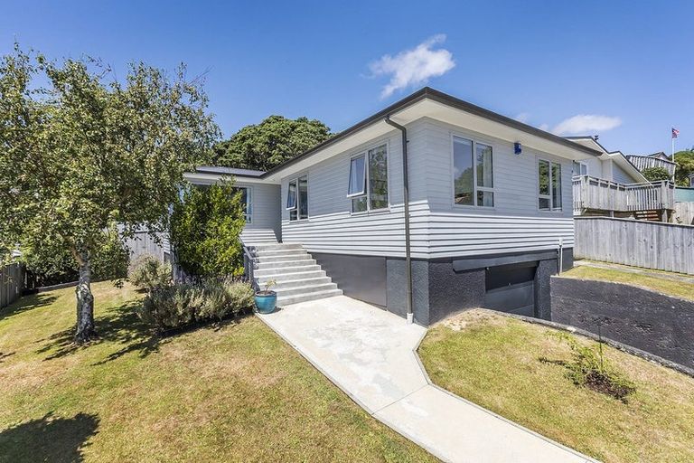 Photo of property in 7 Quinn Grove, Ranui, Porirua, 5024