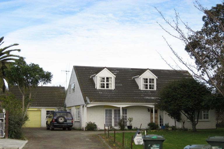 Photo of property in 18 Akepiro Place, Tawhero, Whanganui, 4501