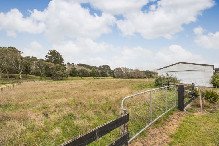 Photo of property in 450 Foxton Shannon Road, Foxton, 4893