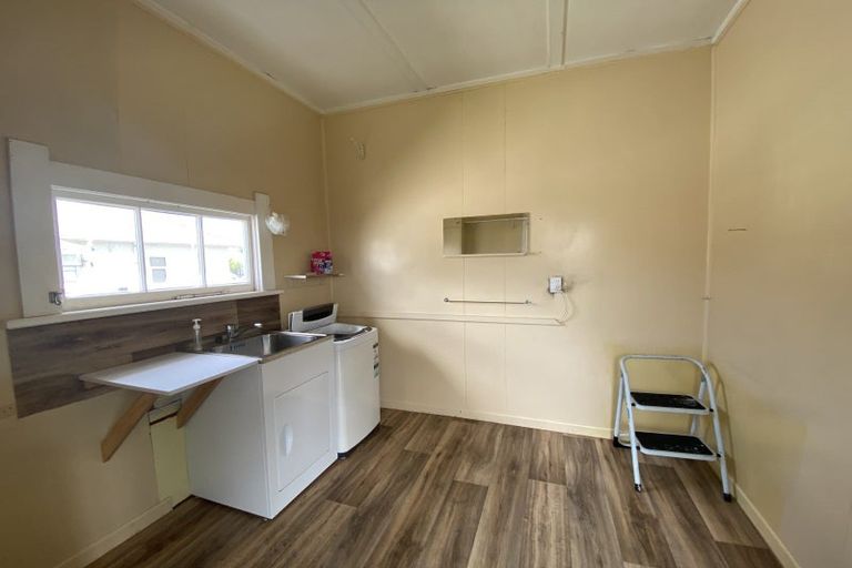 Photo of property in 32 Bedford Street, Eltham, 4322