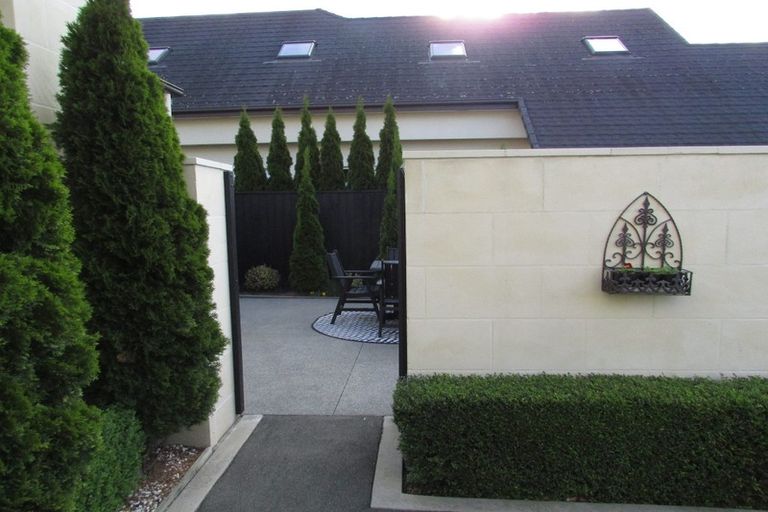 Photo of property in 32 Birkdale Drive, Shirley, Christchurch, 8061