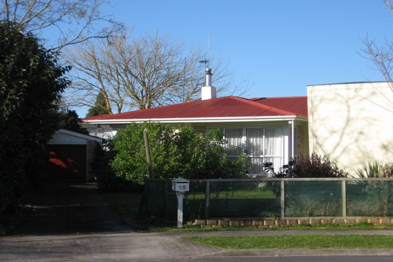 Photo of property in 15 Cedar Place, Hillcrest, Hamilton, 3216