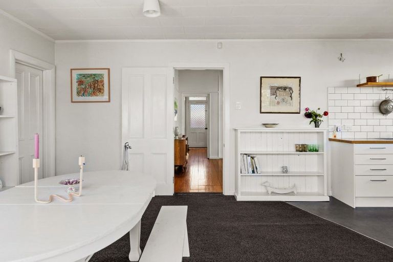 Photo of property in 95 Wellesley Road, Napier South, Napier, 4110