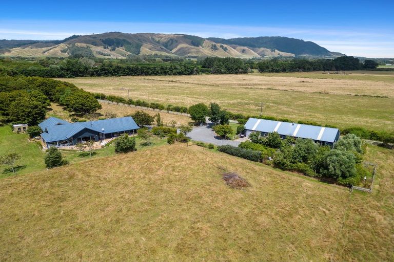 Photo of property in 115a Arcus Road, Te Horo, Otaki, 5582