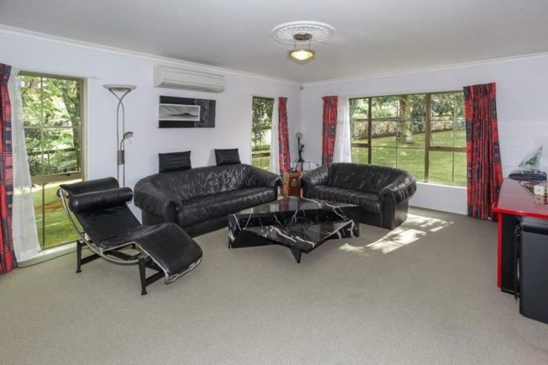 Photo of property in 112 Valley Road, Pukekohe, 2120