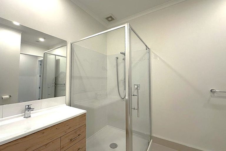 Photo of property in 64 Rangihina Road, Hobsonville, Auckland, 0616
