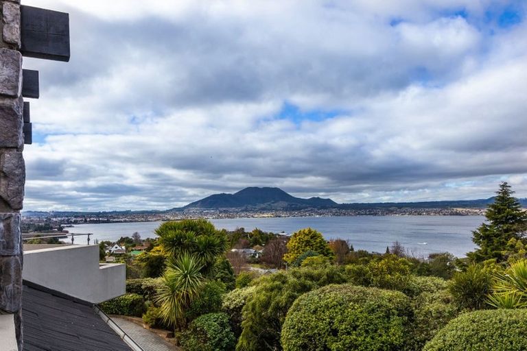 Photo of property in 38 Mapara Road, Acacia Bay, Taupo, 3385