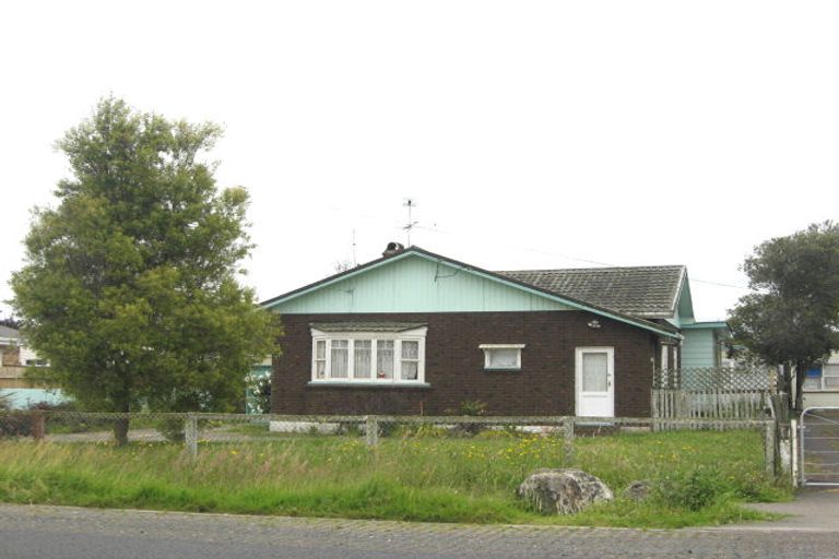 Photo of property in 8 Station Road, Takanini, 2112
