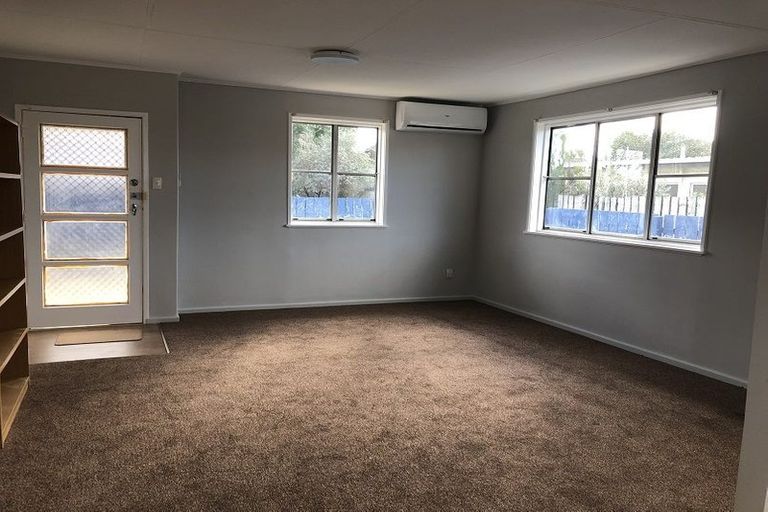 Photo of property in 2/10 Taka Street, Takanini, 2112