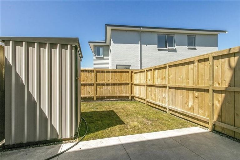 Photo of property in 24 Gilbert Hall Way, Swanson, Auckland, 0614