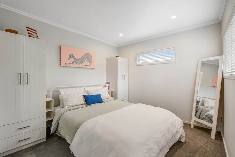 Photo of property in 51 Balboa Drive, Matakatia, Whangaparaoa, 0930