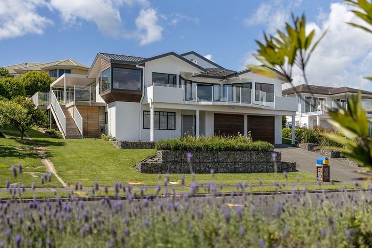 Photo of property in 5 Waterview Terrace, Omokoroa, 3114