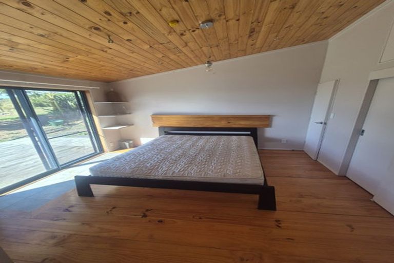 Photo of property in 68 Kiwi Bush Lane, Ngunguru, Whangarei, 0173