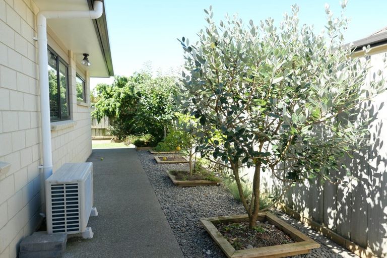 Photo of property in Georgia Estate, 24/3 Georgia Grove, Paraparaumu, 5032