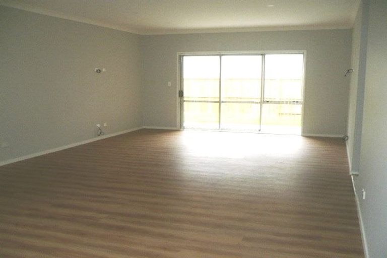 Photo of property in 5 Deol Drive, Pukekohe, 2120