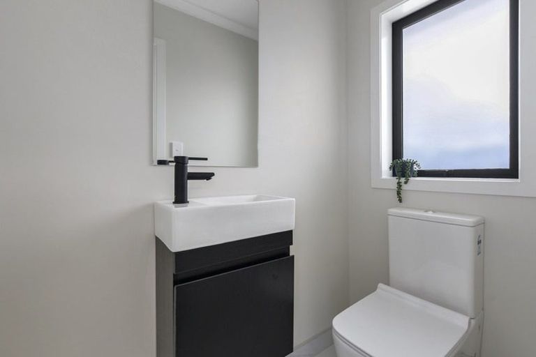 Photo of property in 1/26 May Street, Hamilton East, Hamilton, 3216