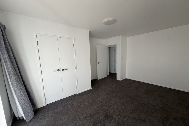 Photo of property in 8 Fantome Place, Whalers Gate, New Plymouth, 4310