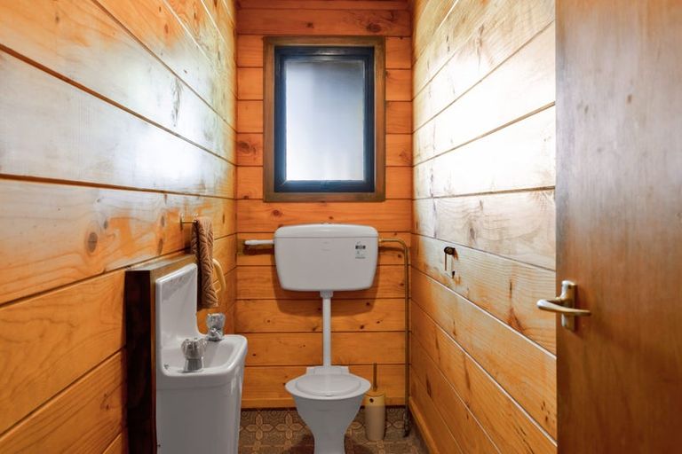 Photo of property in 31 Hua Street, Bell Block, New Plymouth, 4312