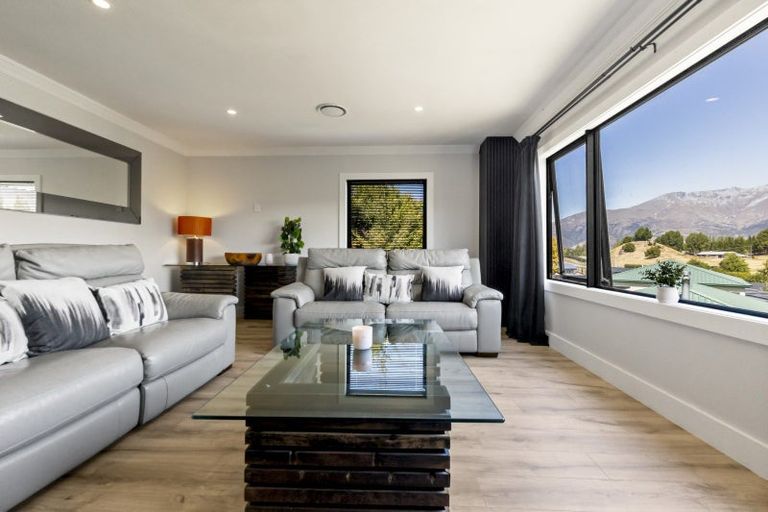 Photo of property in 71 Cotter Avenue, Arrowtown, 9302