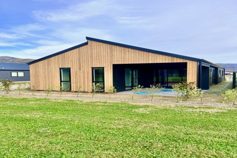 Photo of property in 37 Vintage Street, Cromwell, 9310