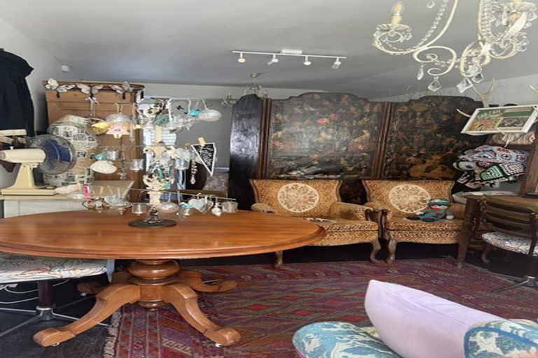 Photo of property in 1 Simeon Quay, Lyttelton, 8082