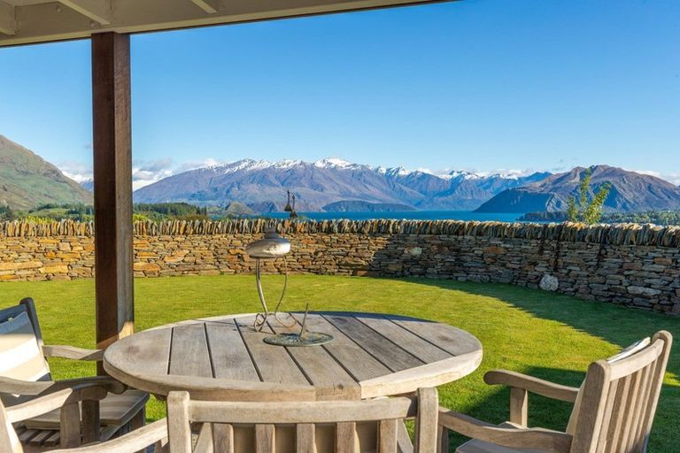 Photo of property in 76 West Meadows Drive, Wanaka, 9305
