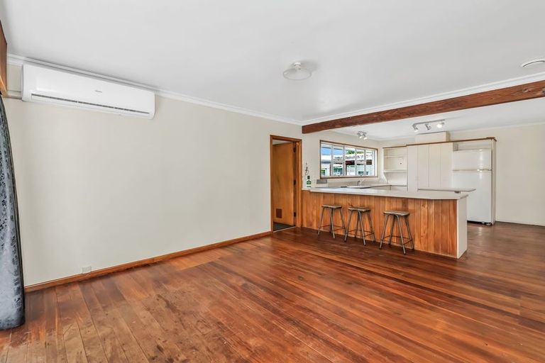 Photo of property in 21 Hanrahan Street, Upper Riccarton, Christchurch, 8041