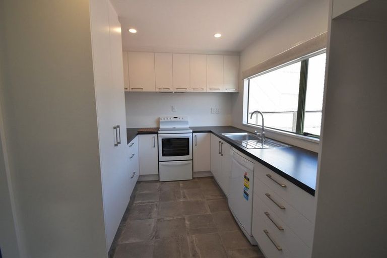 Photo of property in 12 Ahuriri Drive, Omarama, 9412