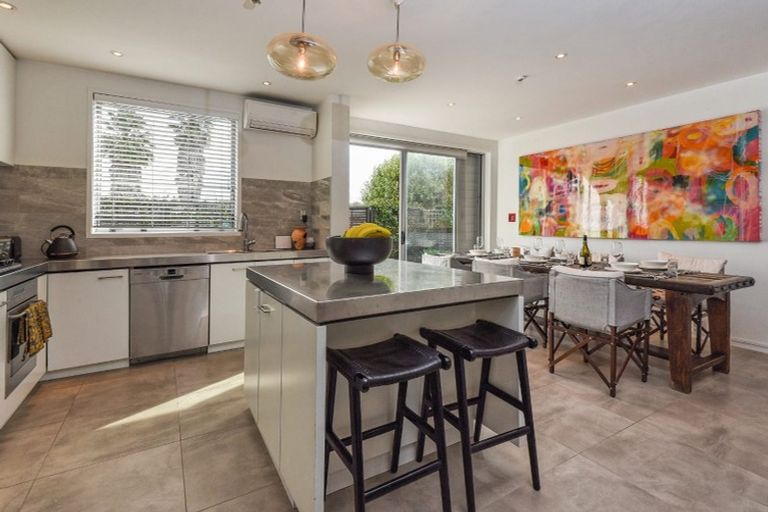 Photo of property in 19f Blake Street, Ponsonby, Auckland, 1011