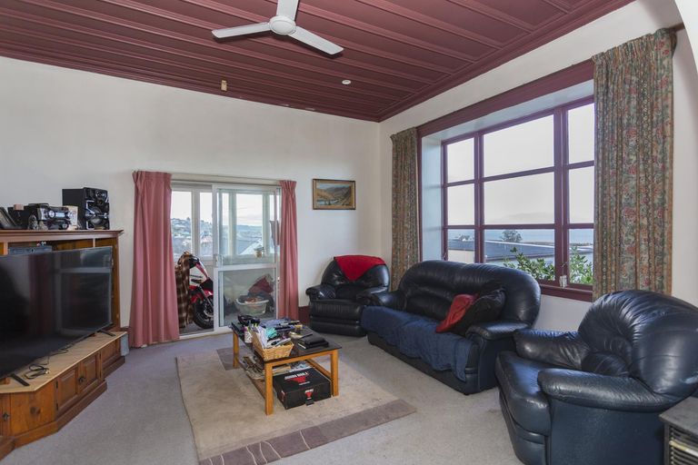 Photo of property in 11 Hull Street, South Hill, Oamaru, 9400