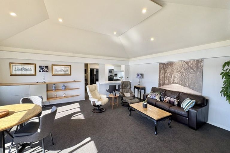 Photo of property in 9/9 Wilkinson Street, Oriental Bay, Wellington, 6011