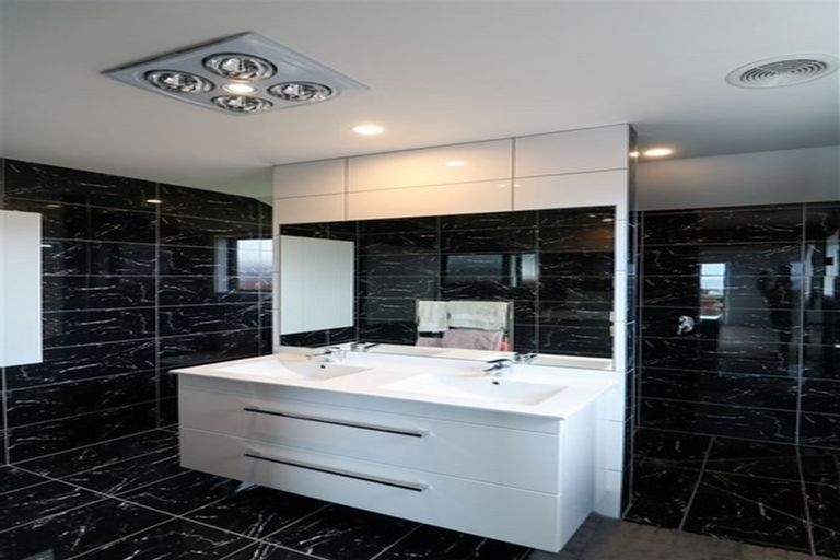 Photo of property in 12 Lancewood Terrace, Oceanview, Timaru, 7910