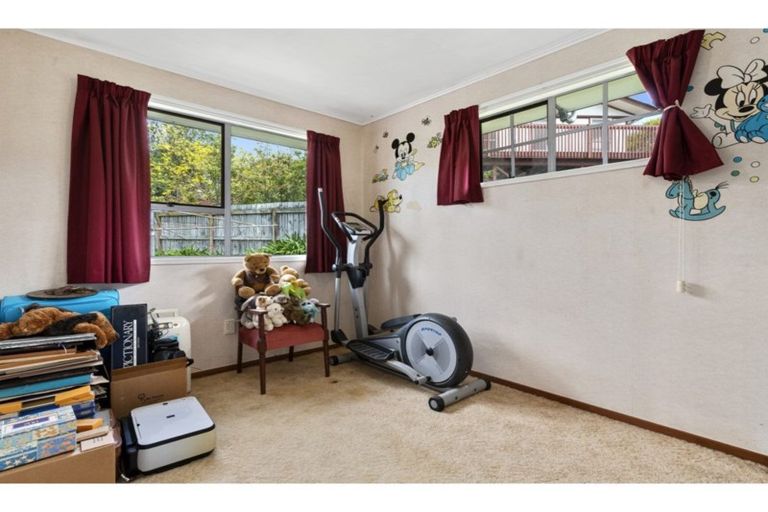 Photo of property in 89 Langana Avenue, Browns Bay, Auckland, 0630