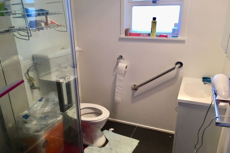 Photo of property in 2/86 Carruth Road, Papatoetoe, Auckland, 2025